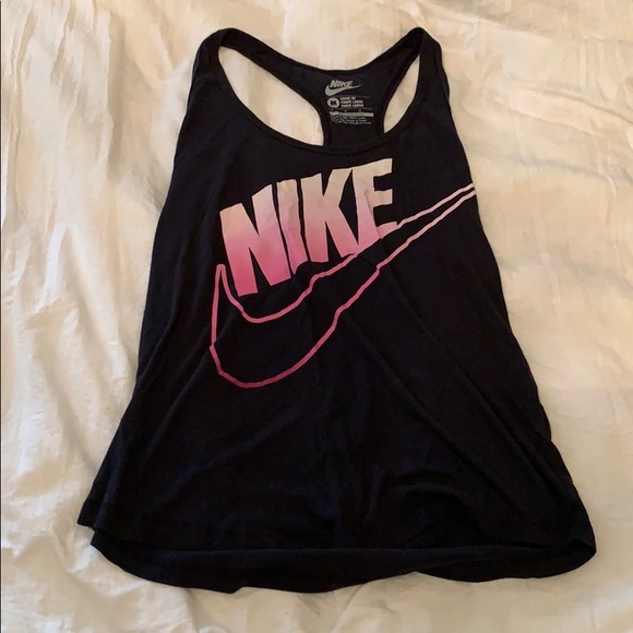 Nike Tops - Loose fit Nike tank top